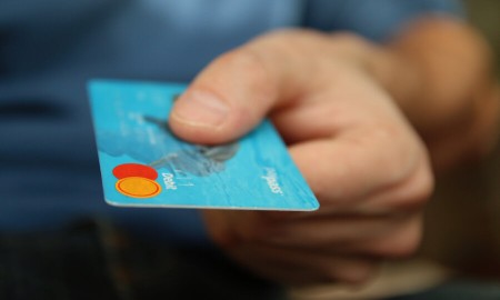 Гроші в борг на картку - топ 40 мікрофінансових організацій України